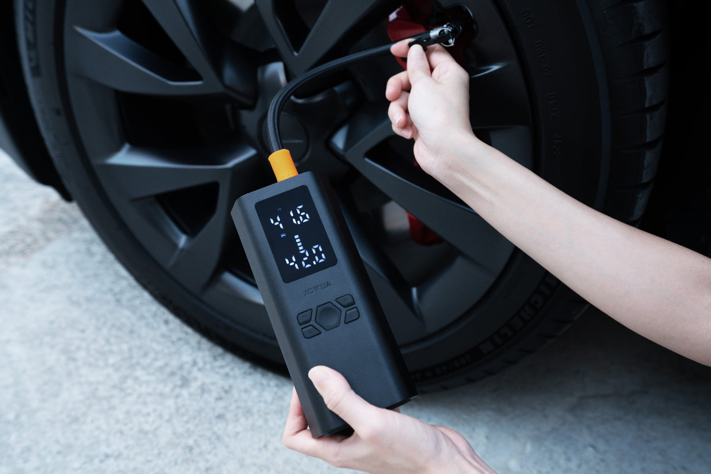 100W Portable Air Compressor for Tesla-1