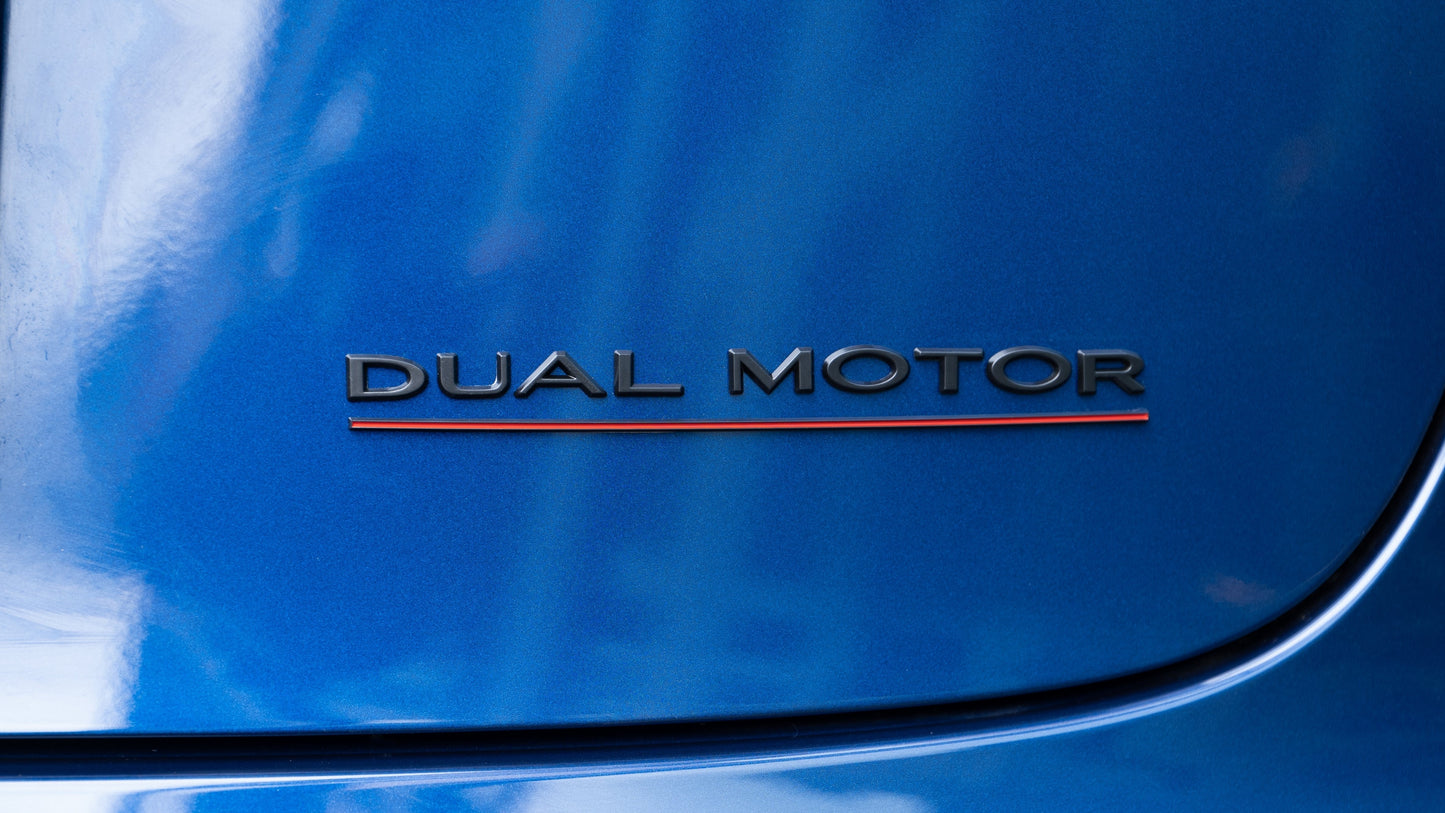Dual Motor Schriftzug für das Tesla Model 3/Y-2